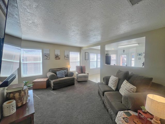 6148 Malpais Park Avenue NW, Albuquerque, NM 87114