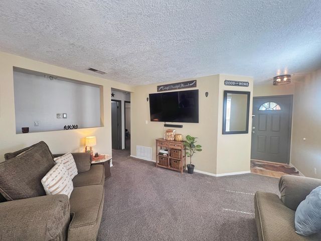 6148 Malpais Park Avenue NW, Albuquerque, NM 87114