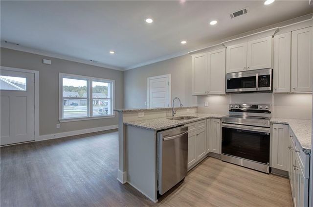 138 Sunflower Circle NE, Cartersville, GA 30121