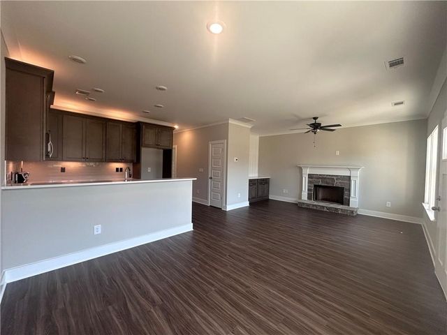 138 Sunflower Circle NE, Cartersville, GA 30121