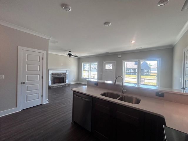 138 Sunflower Circle NE, Cartersville, GA 30121