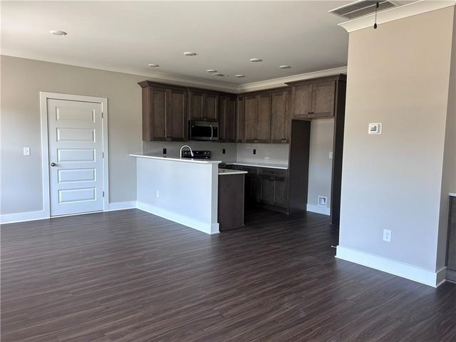 138 Sunflower Circle NE, Cartersville, GA 30121