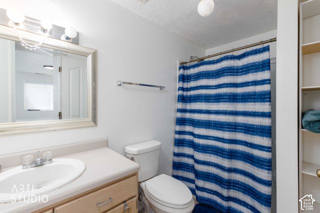 1401 S 1525 W, Syracuse, UT 84075