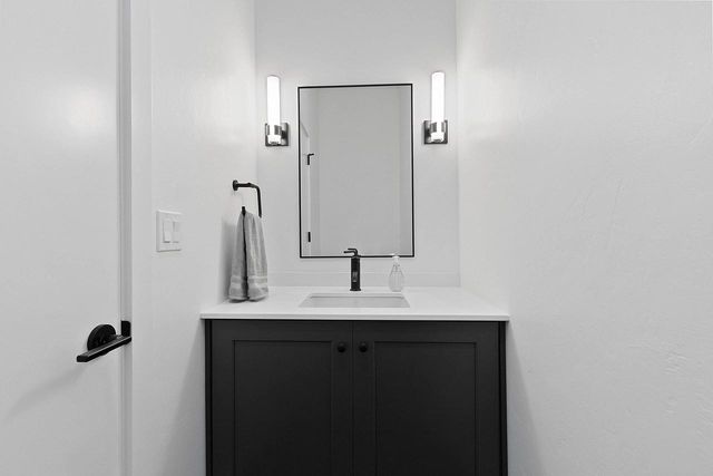 1071 BROOKWOOD DRIVE, Green Bay, WI 54304