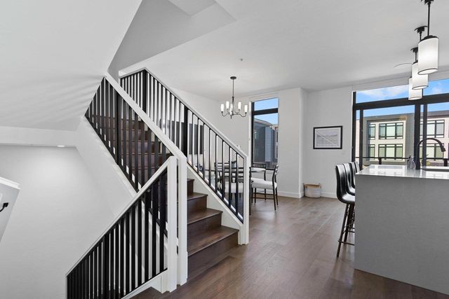 1071 BROOKWOOD DRIVE, Green Bay, WI 54304