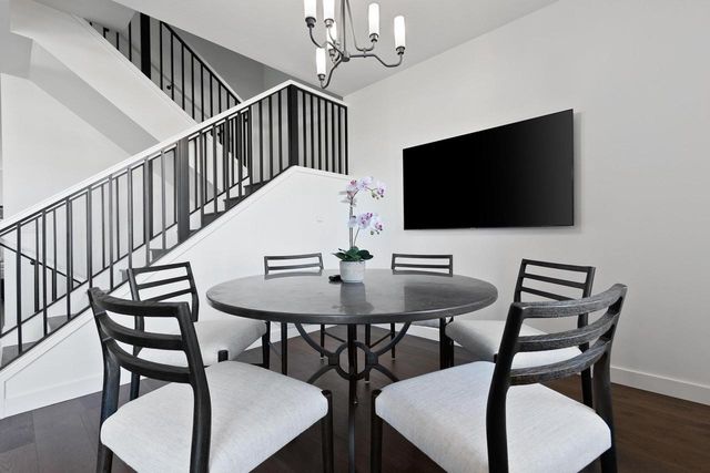 1071 BROOKWOOD DRIVE, Green Bay, WI 54304