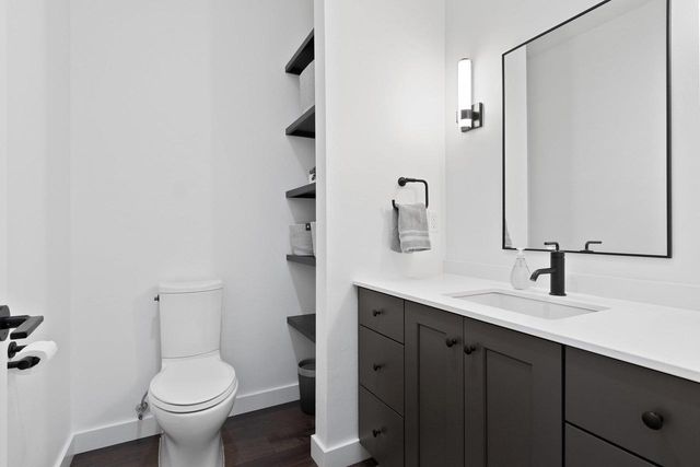 1071 BROOKWOOD DRIVE, Green Bay, WI 54304