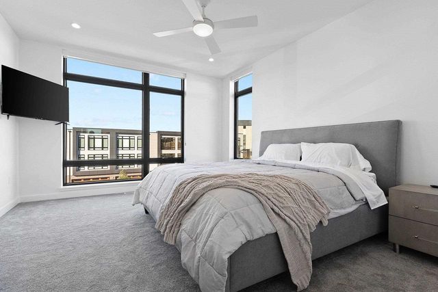 1071 BROOKWOOD DRIVE, Green Bay, WI 54304