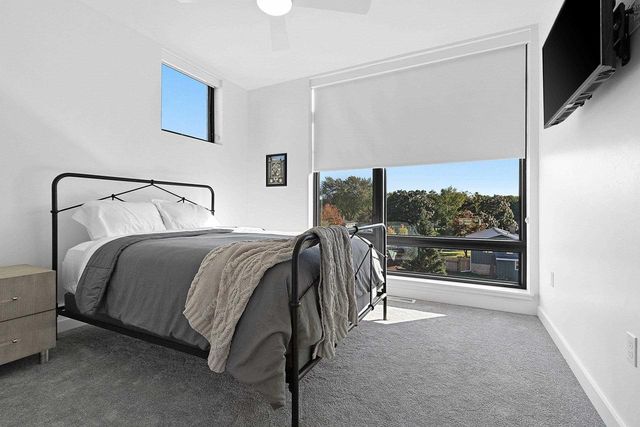 1071 BROOKWOOD DRIVE, Green Bay, WI 54304