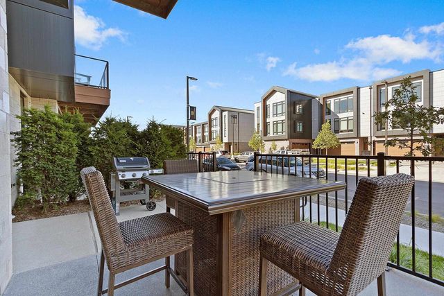 1071 BROOKWOOD DRIVE, Green Bay, WI 54304