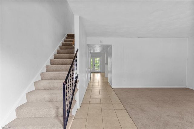 5824 Pickering ST, Virginia Beach, VA 23462