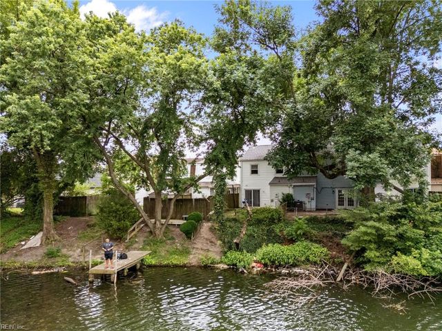 5824 Pickering ST, Virginia Beach, VA 23462