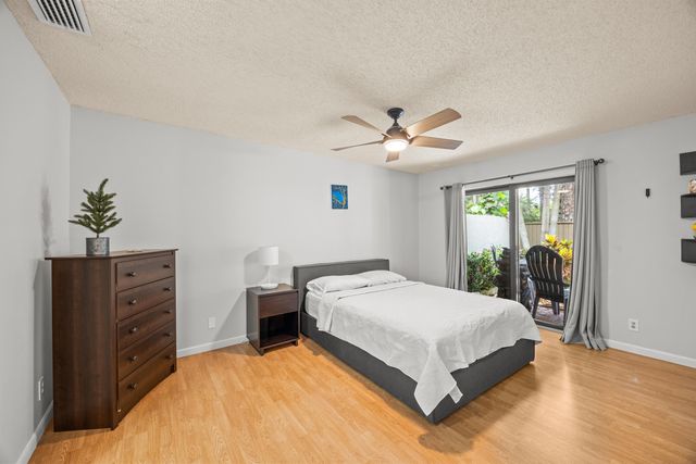 257 Pleasant Wood Drive, Wellington, FL 33414