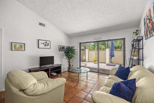 257 Pleasant Wood Drive, Wellington, FL 33414