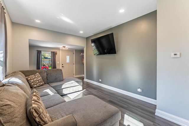 714 S Joliet Street, Joliet, IL 60436