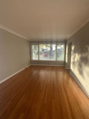 12549 S Laflin Street, Calumet Park, IL 60827