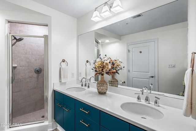 6422 W Highway 98 404, Panama City Beach, FL 32407