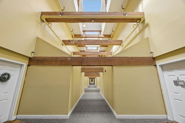 240 Jackson St 330, Lowell, MA 01852