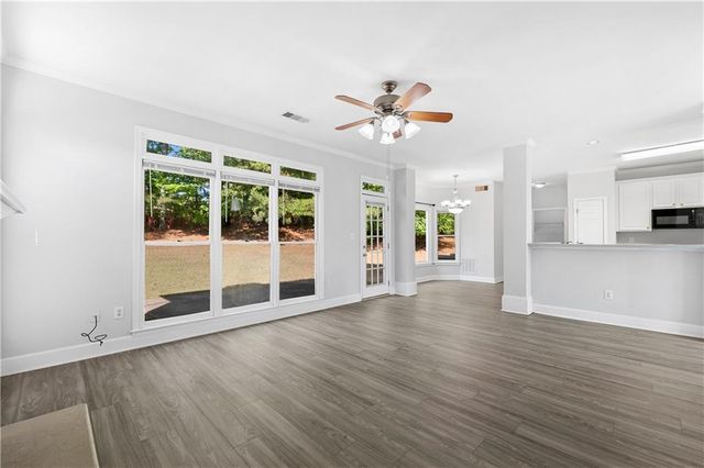 3255 Oak Hampton Way, Duluth, GA 30096