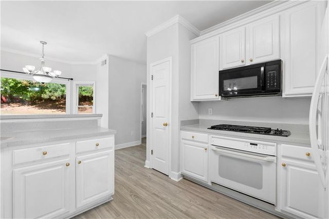 3255 Oak Hampton Way, Duluth, GA 30096