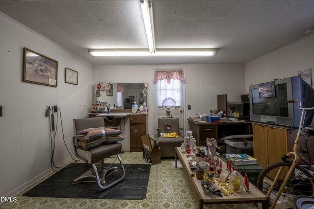 120 Furney Pearce Road, Zebulon, NC 27597