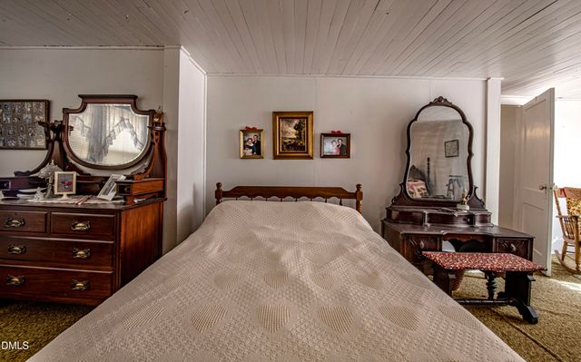 120 Furney Pearce Road, Zebulon, NC 27597