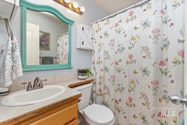 1418 W Aberdeen Ave, Nampa, ID 83686