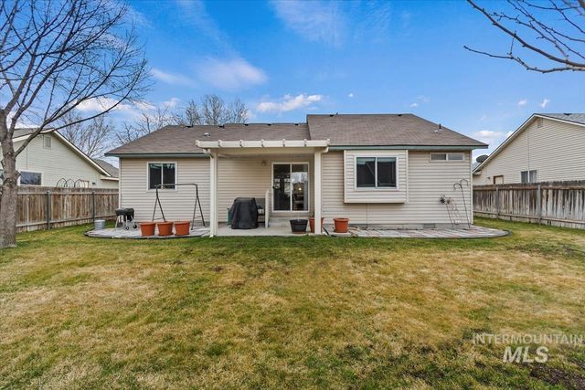 1418 W Aberdeen Ave, Nampa, ID 83686