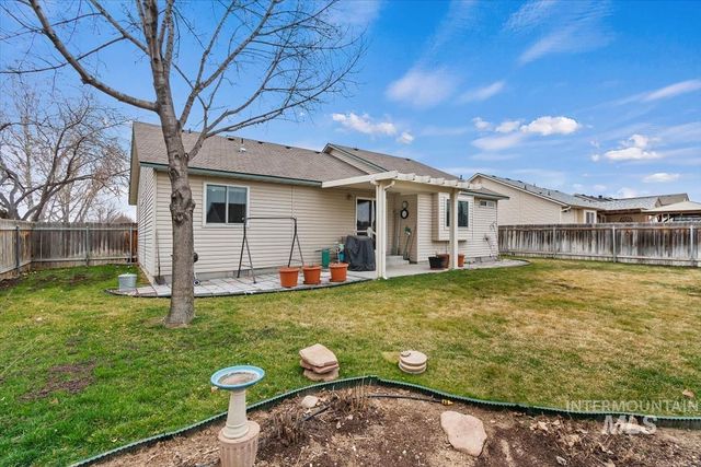 1418 W Aberdeen Ave, Nampa, ID 83686