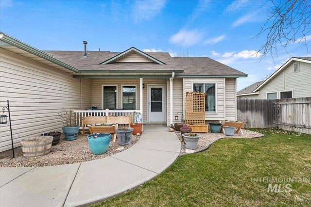1418 W Aberdeen Ave, Nampa, ID 83686