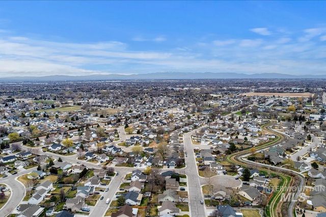 1418 W Aberdeen Ave, Nampa, ID 83686