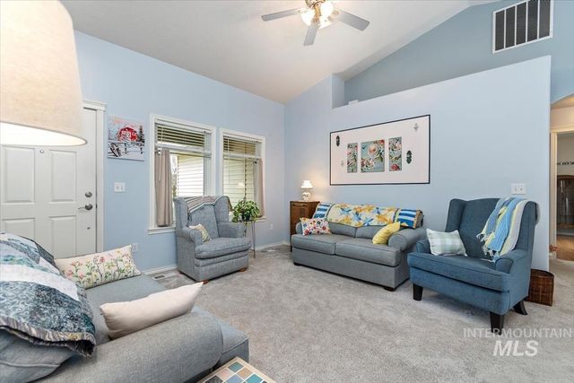 1418 W Aberdeen Ave, Nampa, ID 83686