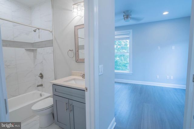 2942 W MASTER ST, Philadelphia, PA 19121