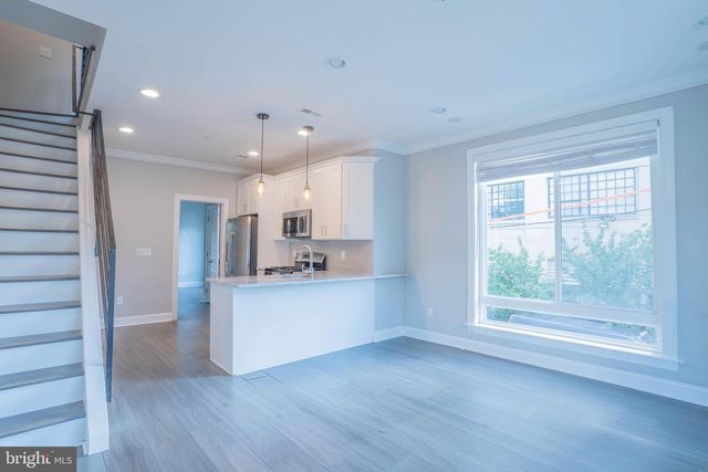 2942 W MASTER ST, Philadelphia, PA 19121