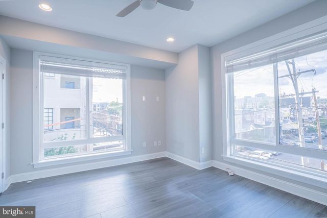 2942 W MASTER ST, Philadelphia, PA 19121