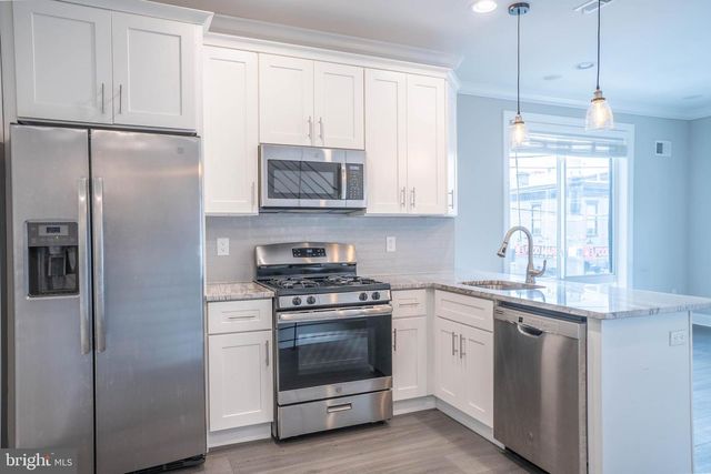 2942 W MASTER ST, Philadelphia, PA 19121