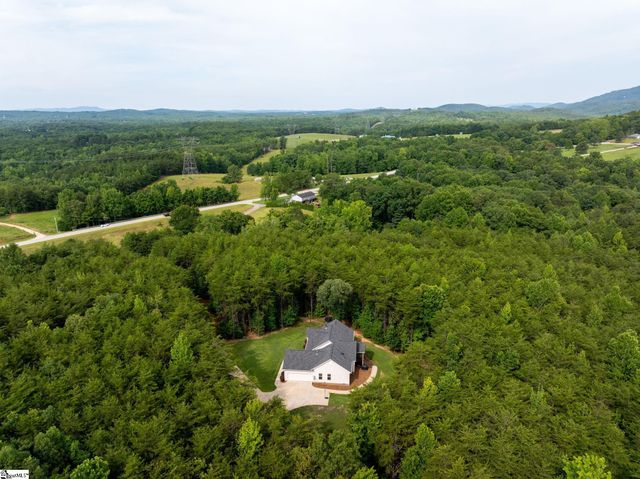 110 Gosnell Farmer Road, Landrum, SC 29356