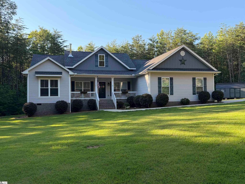 110 Gosnell Farmer Road, Landrum, SC 29356