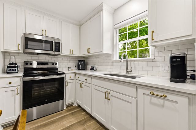5701 Velasco Avenue, Dallas, TX 75206