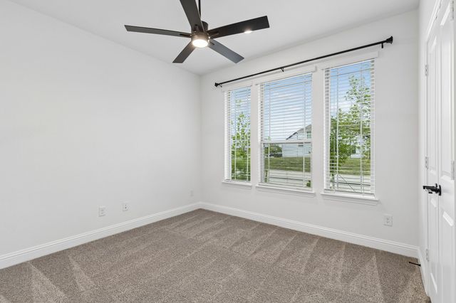 1308 HUTTON BRANCH CT, Aubrey, TX 76227