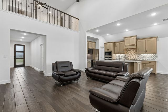 1308 HUTTON BRANCH CT, Aubrey, TX 76227