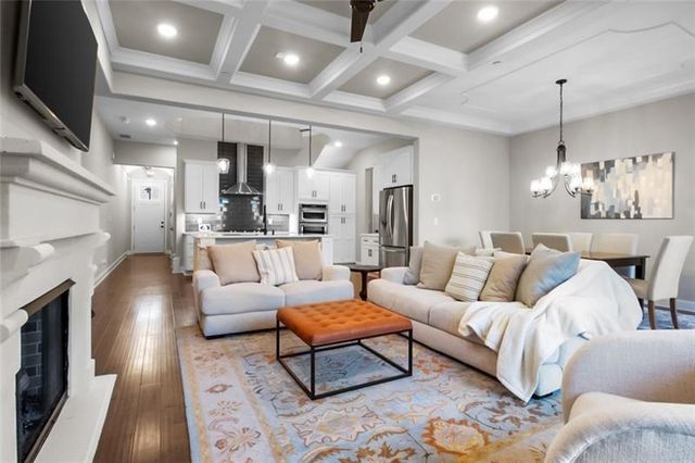 202 Via Lucca, Woodstock, GA 30188