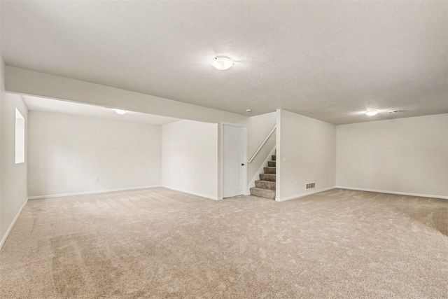 7884 Cannonsburg Rd, Rockford, MI 49341