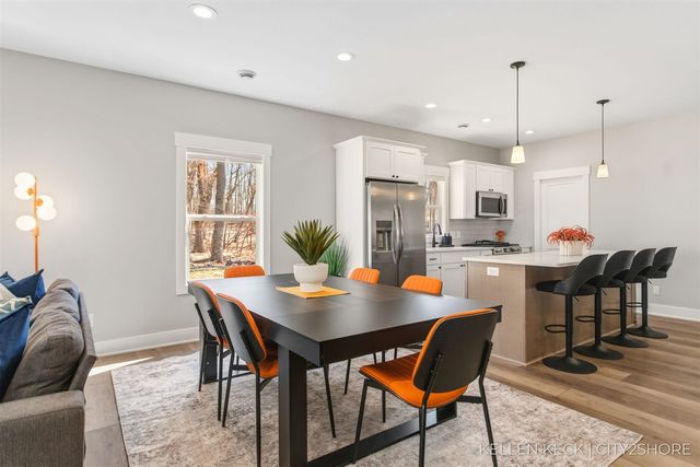 11300 Apache Wells Court, Stanwood, MI 49346