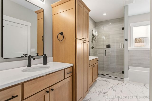 11300 Apache Wells Court, Stanwood, MI 49346