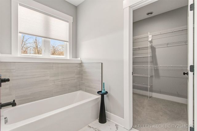 11300 Apache Wells Court, Stanwood, MI 49346