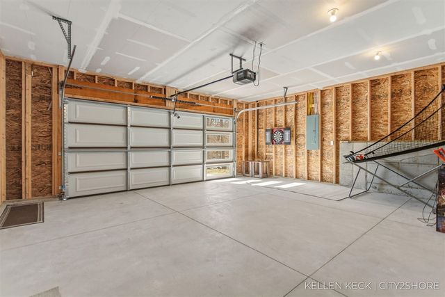 11300 Apache Wells Court, Stanwood, MI 49346