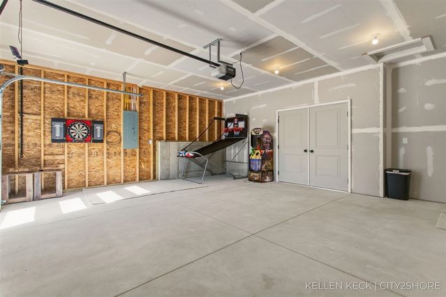 11300 Apache Wells Court, Stanwood, MI 49346