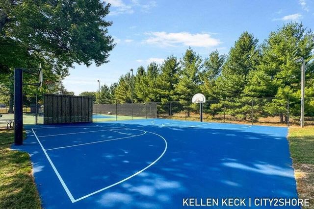 11300 Apache Wells Court, Stanwood, MI 49346