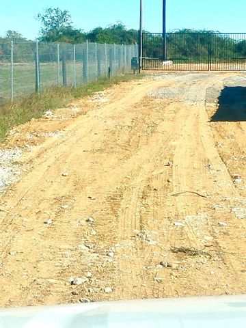 1046 Beal Road, Eagle Lake, TX 77434